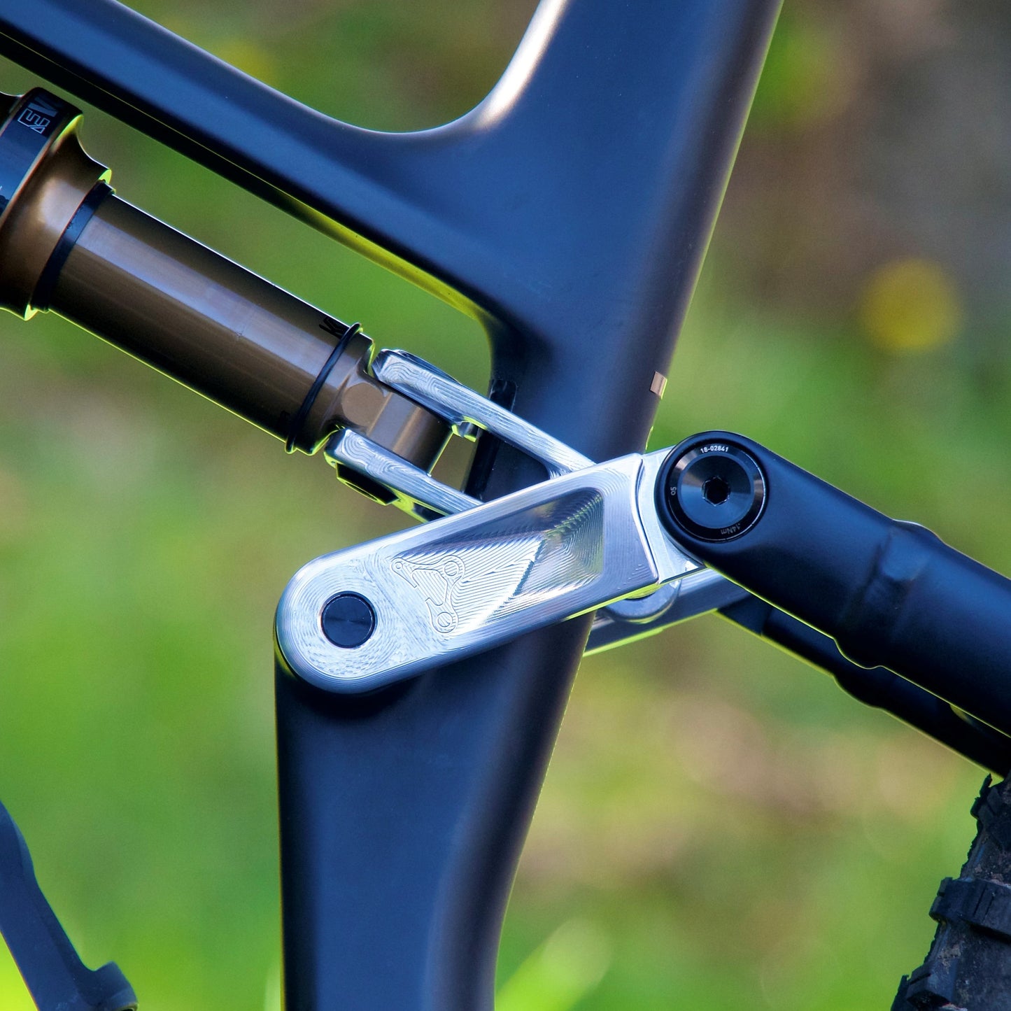 Cube Stereo Hybrid One44 HPC Linkage